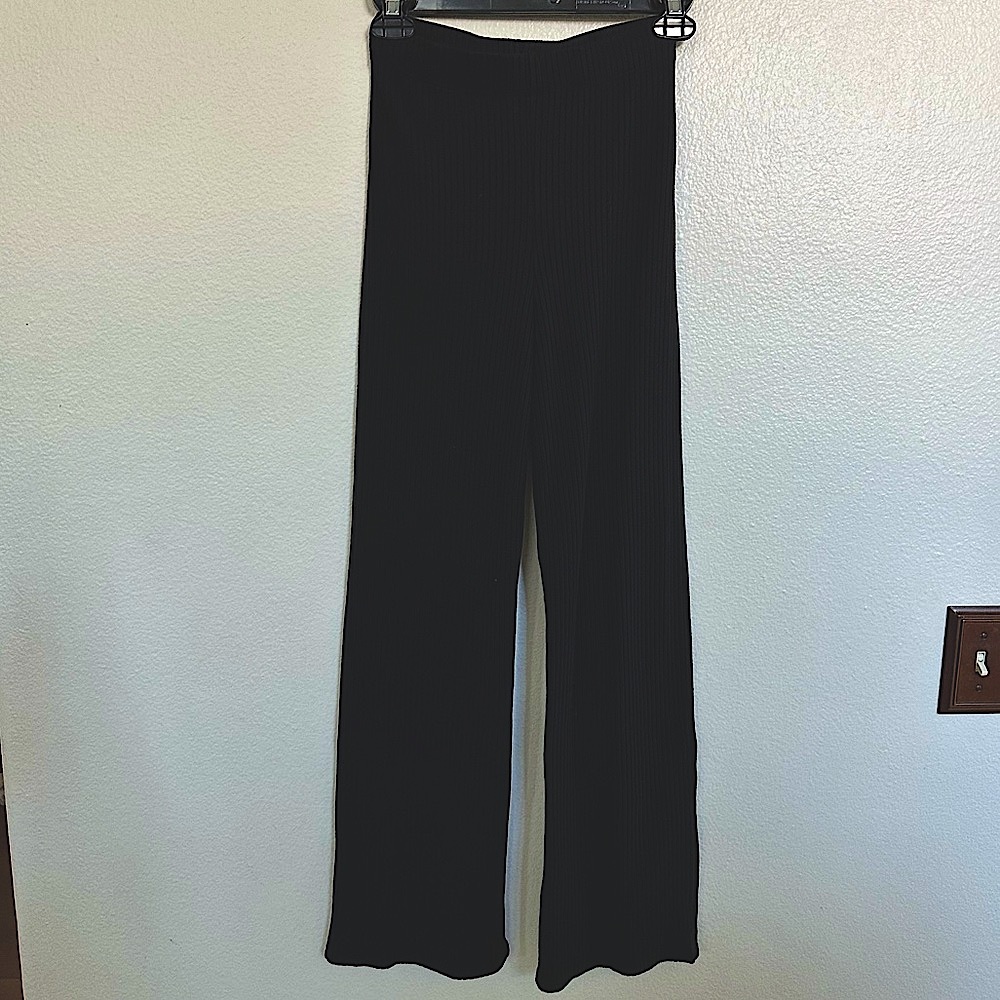 Reformation Black straight Wide-Leg Pants. Leisure pants like new